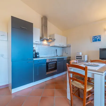 Brorent Dimora Pascoli 2 Apartment Golfo Aranci